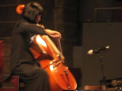 Cellist Ning Tien