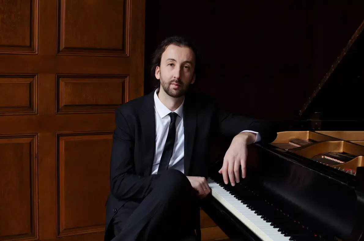 marko stupaveric at piano