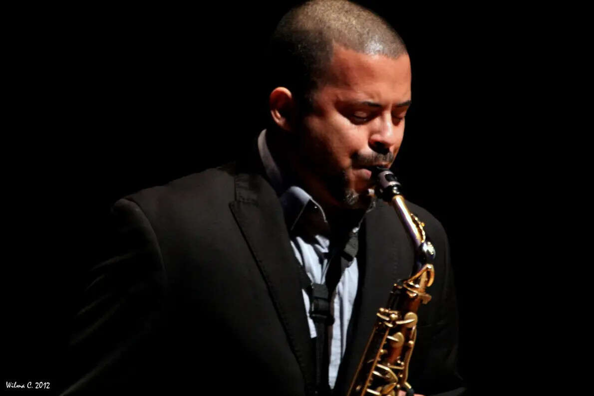 oliver santana playing sax