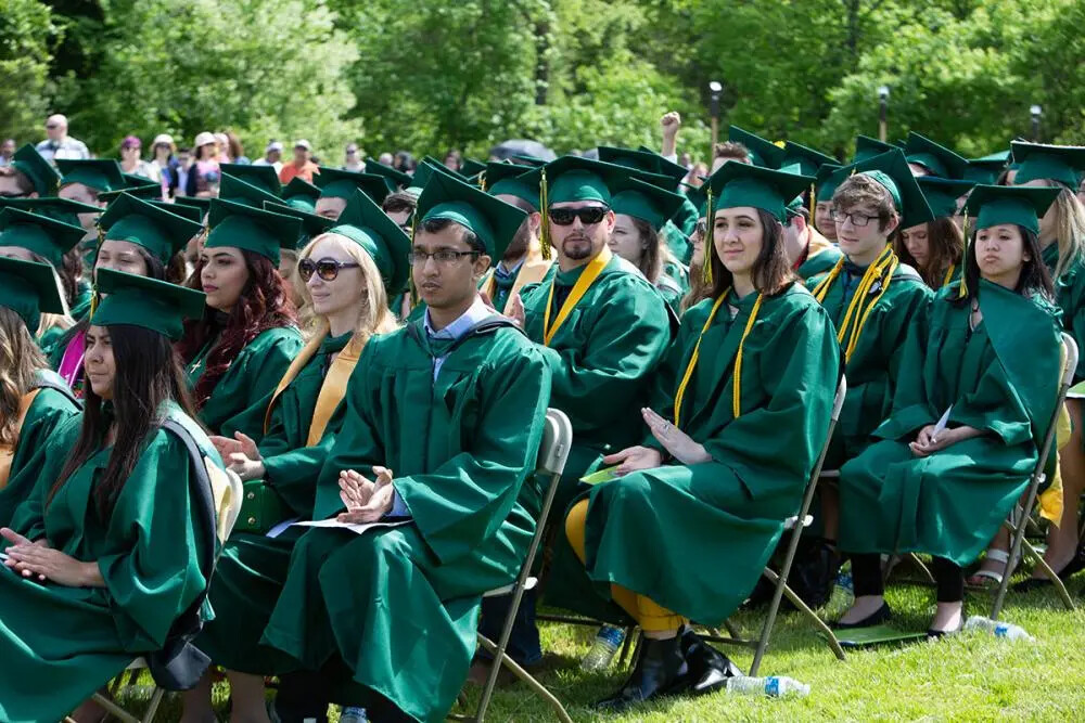 grads outside at commencement