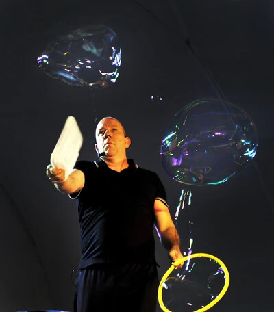 bubble show with giant bubbles