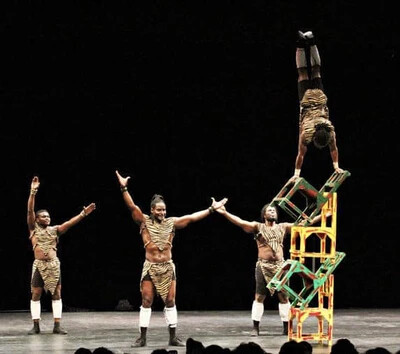 Zuzu African Acrobats