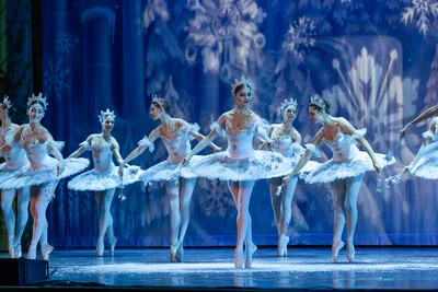 row of ballet dancers